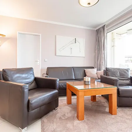 Apartment Trafalgar 327